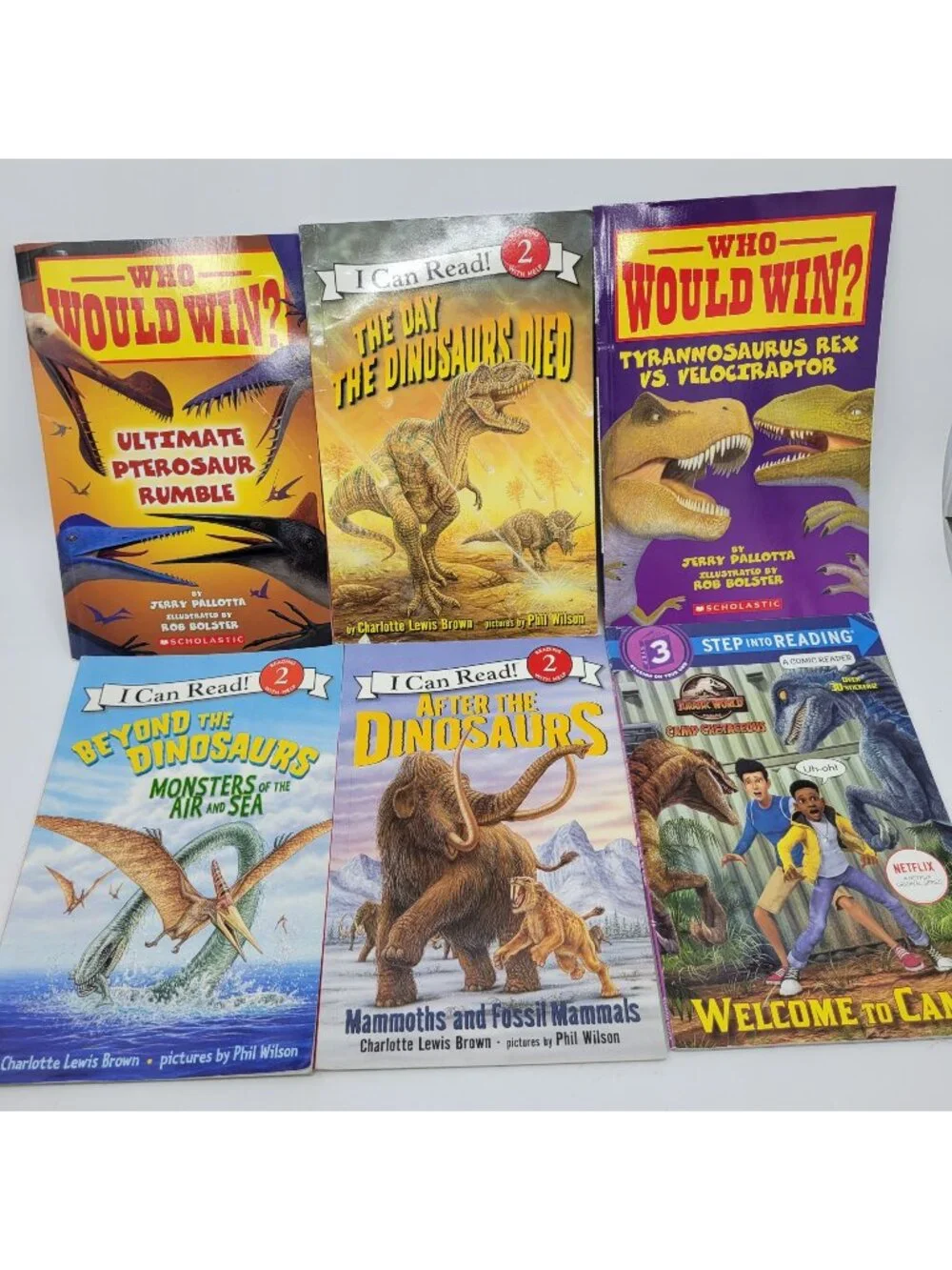 Who Would Win / Dinosaurs Lot of Dinosaur Beginning Readers Levels 2 & 3 - BK042